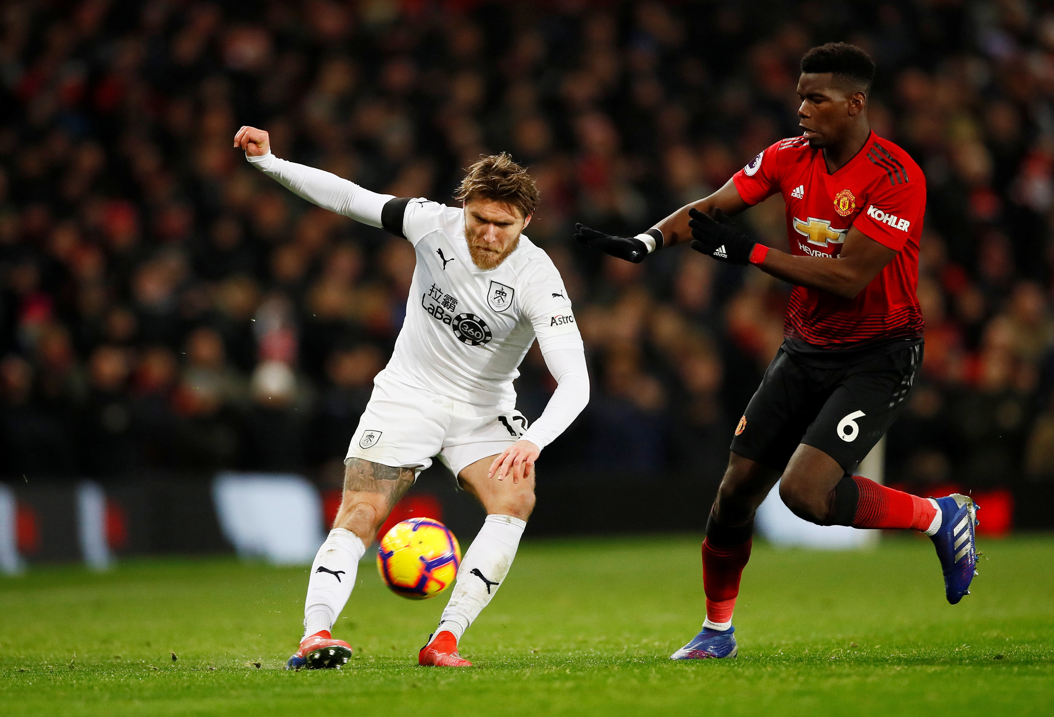 曼城3比0战胜伯恩利