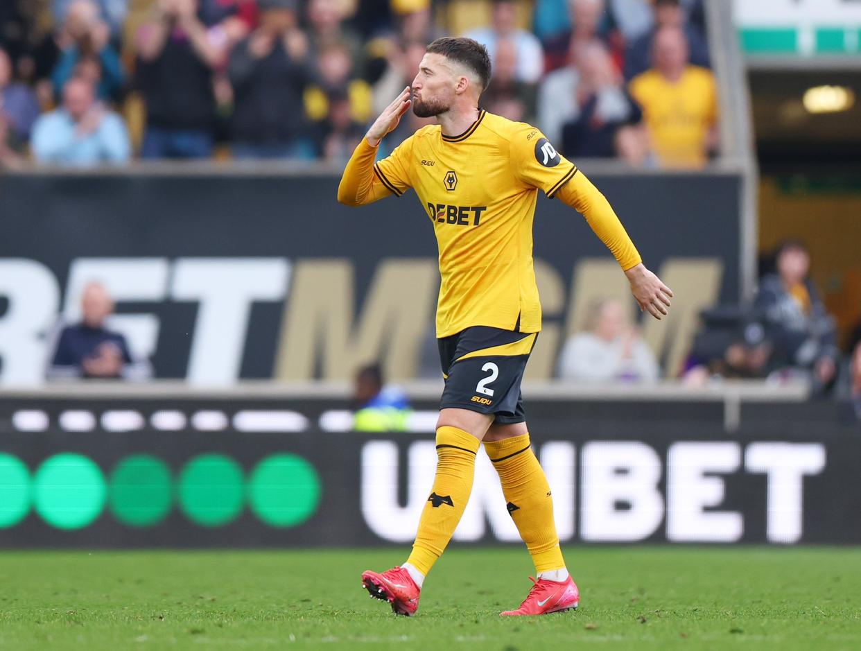 曼城客场大胜狼队,领先优势扩大至九分!的简单介绍 曼城客场大胜狼队,领先优势扩大至九分!的简单介绍